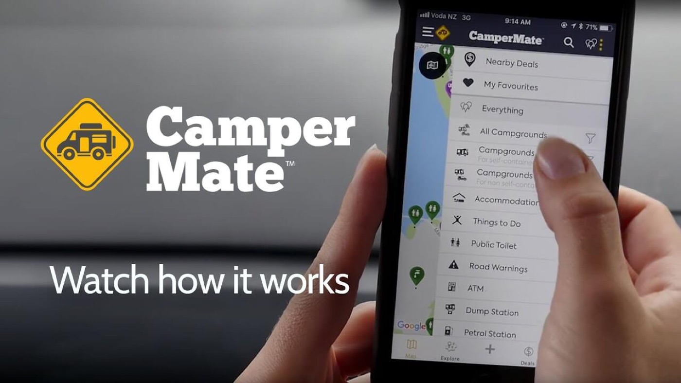 Schermata dell&rsquo;app CamperMate con filtri per campeggi, servizi e dump station